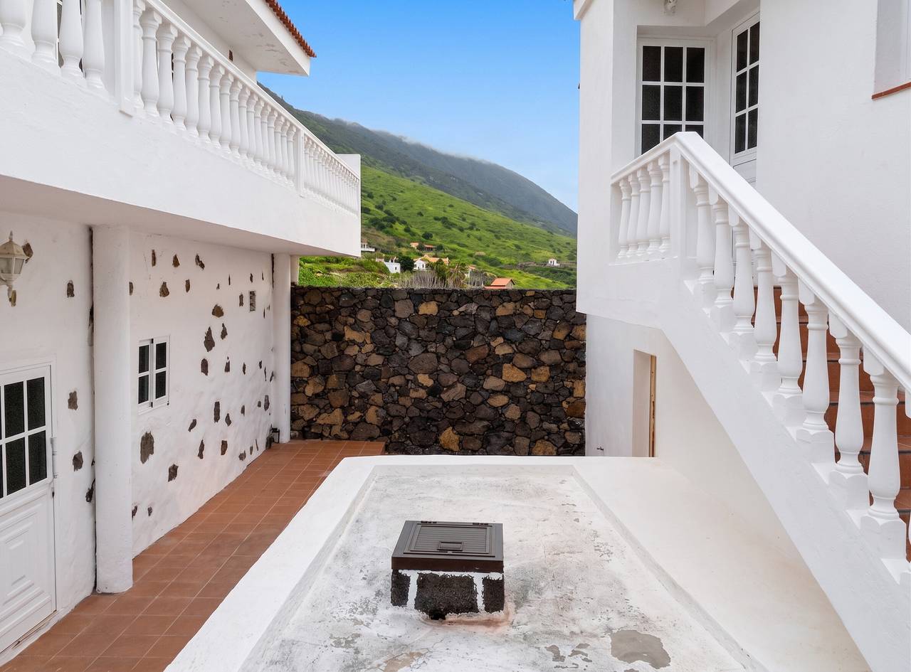 Appartement entier, Appartement moderne à Frontera, 45 m² avec balcon vue mer in Tigaday, Frontera