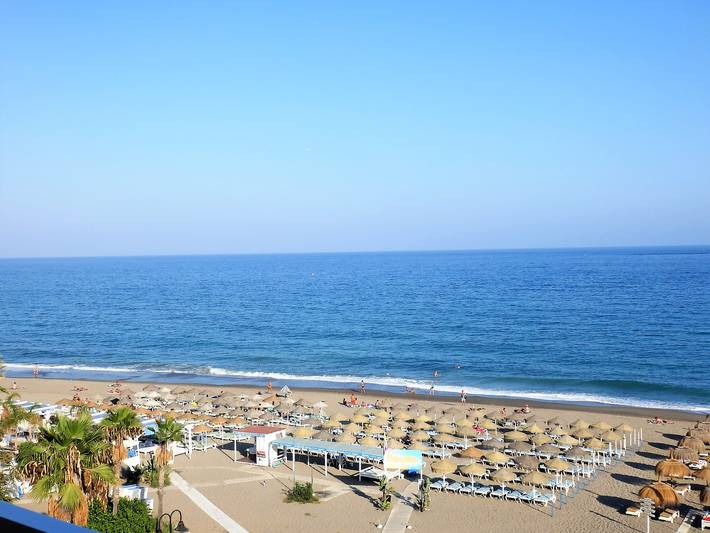 Gîte pour 8 personnes, avec jacuzzi ainsi que bassin pour enfant et jardin, animaux acceptés à Torremolinos - 2