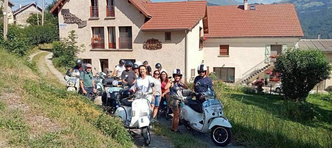 Location de vacances pour 2 personnes, avec Balcon et Jacuzzi ainsi que Terrasse et Jardin dans Saint-Jacques-en-Valgodemard