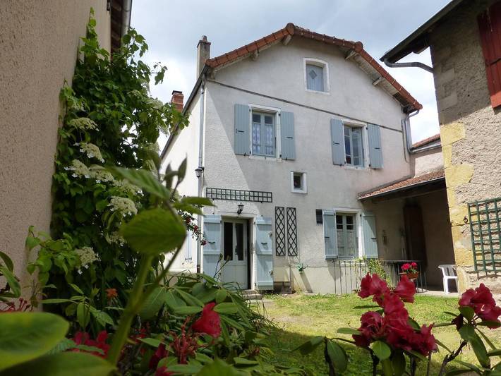 Gîte pour 6 personnes, avec jardin et terrasse à Chassigny-sous-Dun