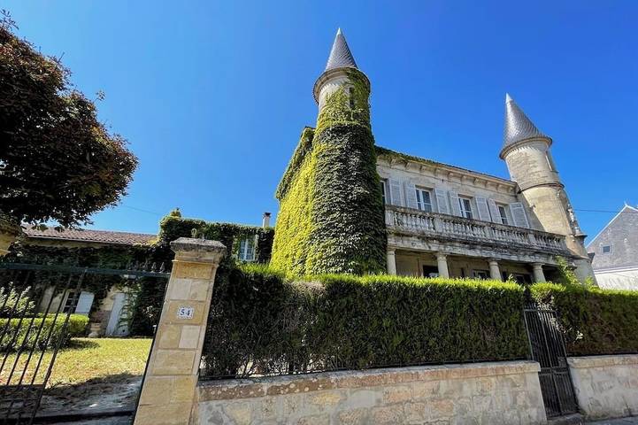 Gîte pour 10 personnes à Saint-Christoly-Médoc