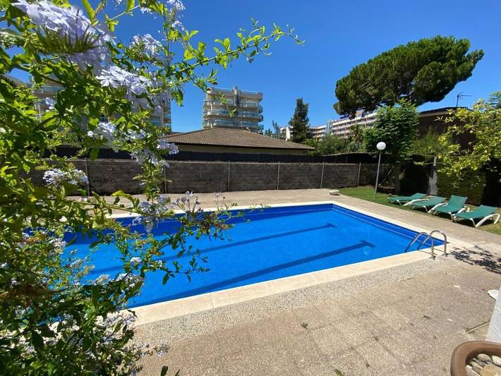 Villa pour 10 personnes, avec piscine ainsi que balcon et jardin à Salou - 2