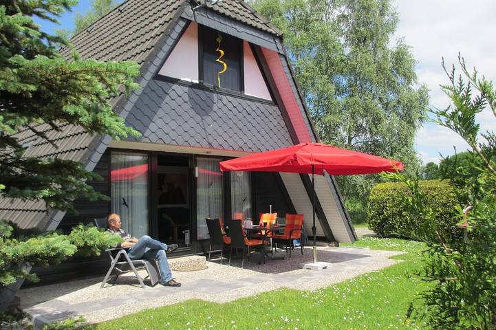 Ferienhaus für 4 Personen, mit Terrasse und Garten in Wesermarsch