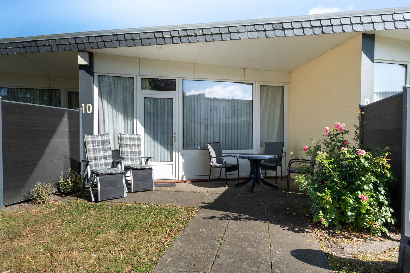 Ganze Ferienwohnung, Haus Sonnenwinkel Bungalow 10 in Dahme, Ostholstein