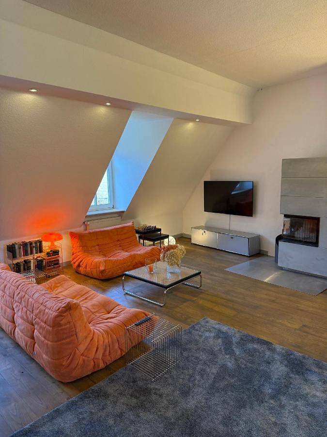 Ferienwohnung für 6 Personen, mit Terrasse und Garten sowie Ausblick in Zeitlofs - 4