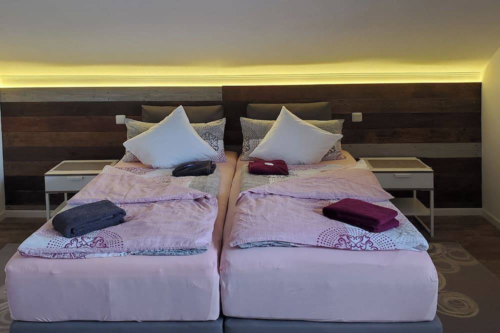 Ganze Wohnung, Ferienwohnung \"Perf-Au-Blick\" in Steffenberg, Naturpark Lahn-Dill-Bergland