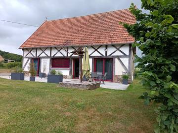 Gîte pour 4 personnes, avec jardin à Isigny-le-Buat