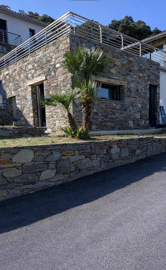 Villa pour 6 personnes, avec vue ainsi que piscine et jardin à Bastia - 2