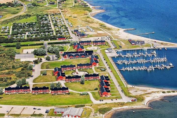 Ferienwohnung für 5 Personen, mit Terrasse und Sauna sowie Pool in Limfjord