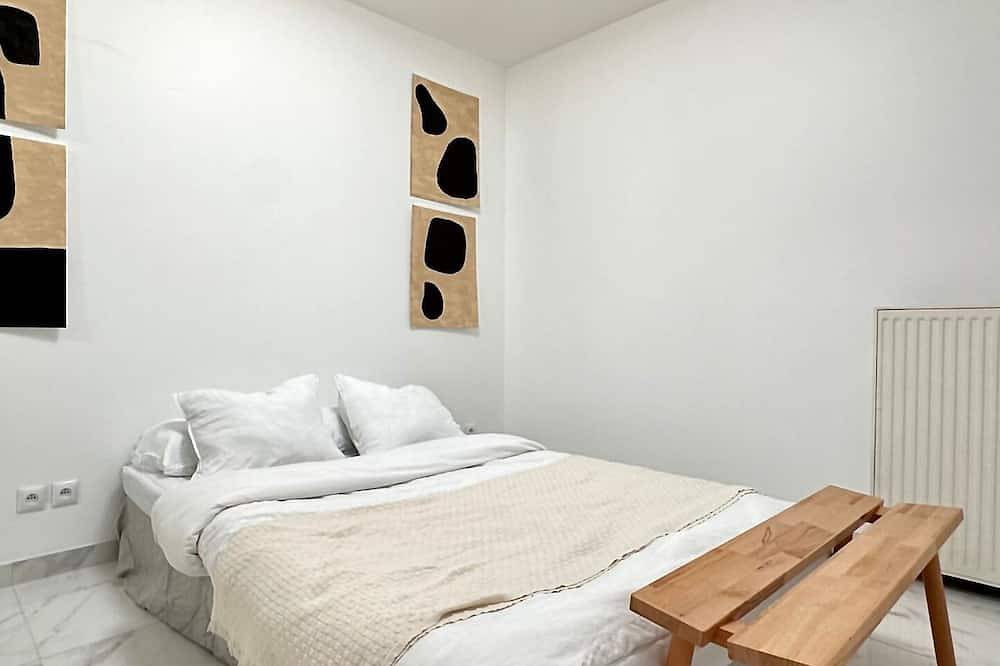Entire apartment, Riverside apt | 2 bdr |Disney + Paris | Parking | Balcony in Lognes, Seine-et-Marne