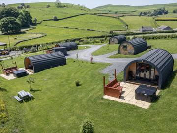 Hut for 2 People in Cumbria, North West England, Photo 2