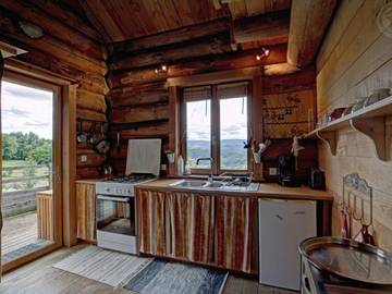 Gîte pour 3 Personnes dans Saint-Martin-la-Sauveté, Région de Roanne, Photo 4