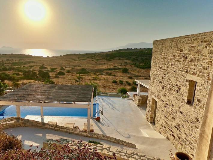 Ferienhaus für 8 Personen, mit Whirlpool und Terrasse sowie Kinderpool und Pool in Pitsidia - 2