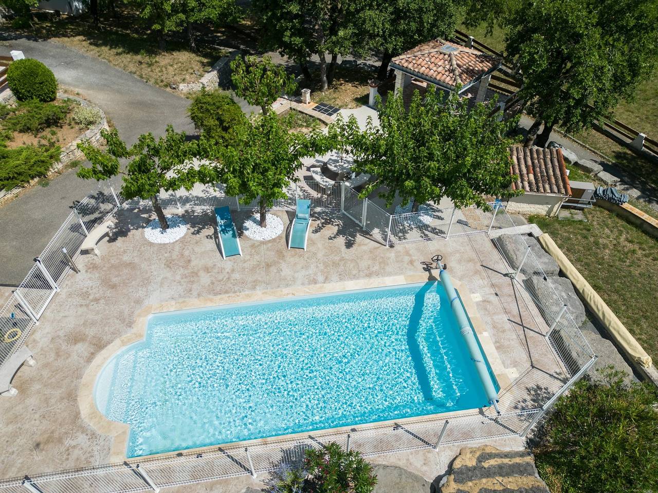 Location De Vacances pour 4 Personnes dans Uzer, Ardèche