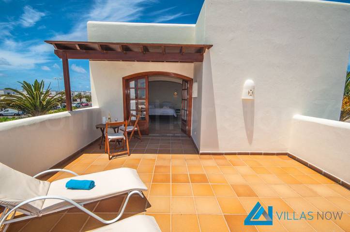 156 - Villa Valentina in Montaña Roja, Yaiza
