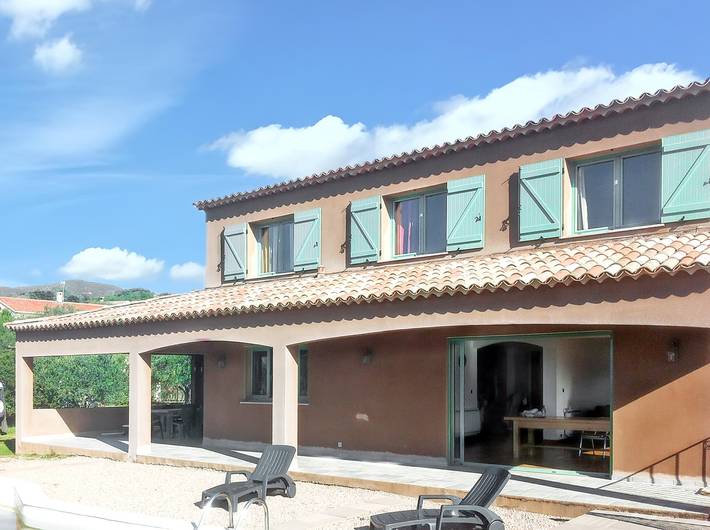 Location de vacances pour 8 personnes, avec piscine et terrasse à Coggia - 3