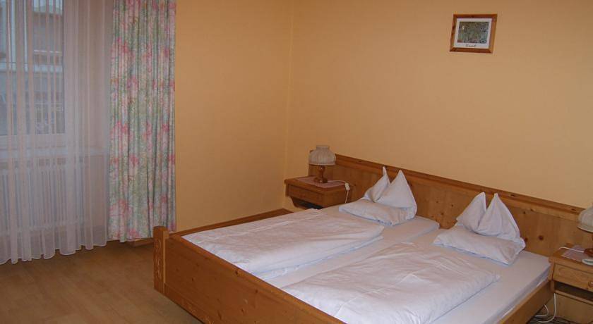 Familienzimmer mit 2 Bäder in Golling an der Salzach, Tennengau
