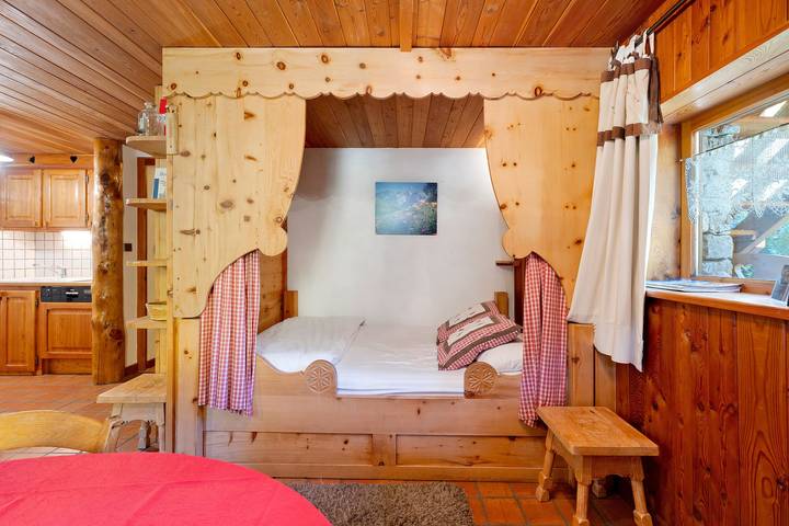 Gîte Les Croës - Chalet Les Abeillos in Bonneval-sur-Arc, Massif de la Vanoise