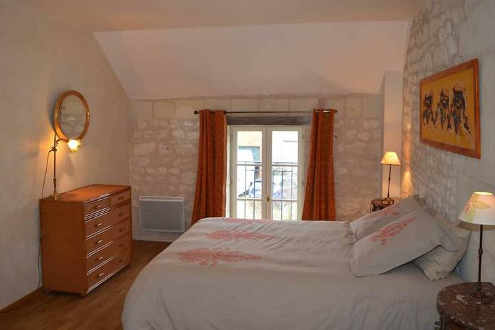 Gîte pour 5 personnes, avec jardin à Huismes - 3