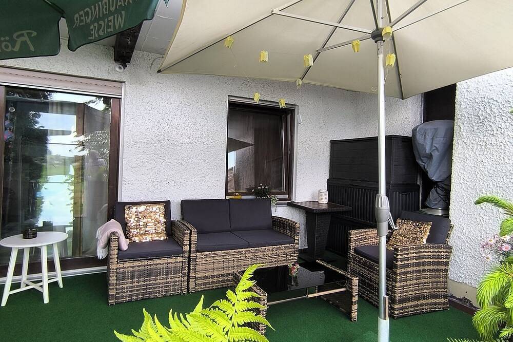 Ganze Wohnung, Schmuckkästchen in Autobahnnähe in ruhiger Lage in Schwarzach, Ostbayern