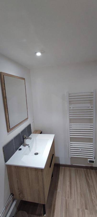 Gîte pour 4 personnes, avec jardin et vue à Méolans-Revel - 2