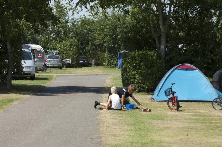 Camping pour 4 personnes, avec terrasse et piscine au Danemark - 2
