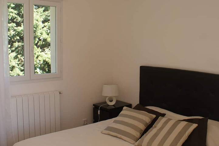 Gîte pour 5 personnes, avec jardin et balcon à Orange - 3
