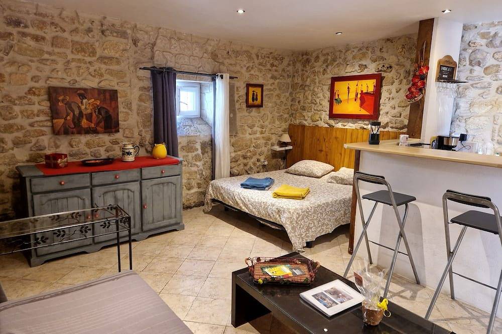 Apartamento entero, Le Gîte Romain 25m²: piscina y jardín - Sommières in Sommières, Region de Nimes