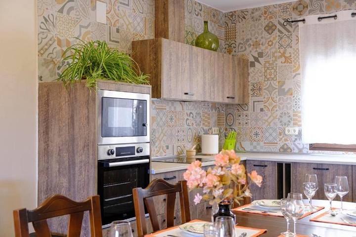 Casa de vacaciones para 12 personas, con jardín y vistas en Tierras del Burgo - 2