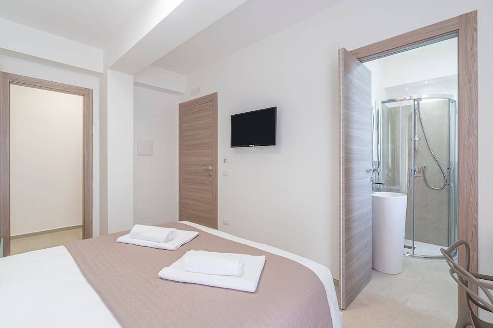 Apartamento entero, Habitación '6' con vistas al mar, Wi-Fi y aire acondicionado in Portopalo di Capo Passero, Provincia de Siracusa