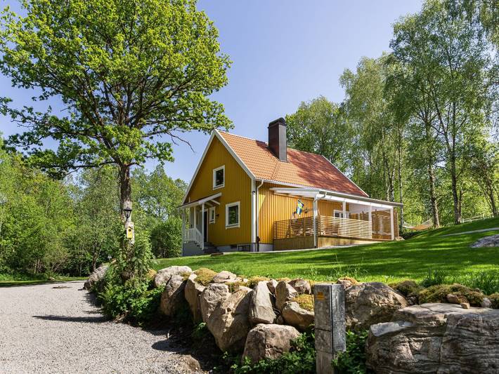 Ferienhaus für 6 Personen, mit Terrasse und Garten in Hylte