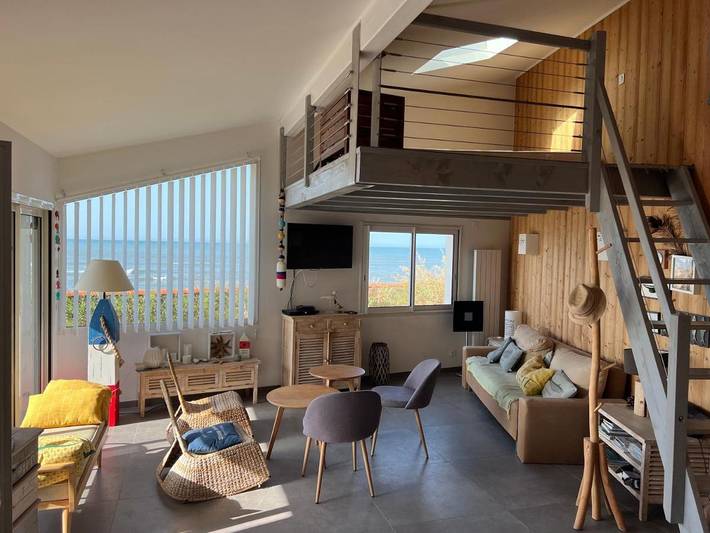 Location de vacances pour 5 personnes, avec vue et terrasse dans Plage de La Perroche - 2