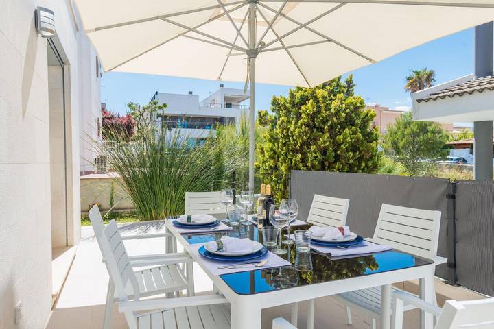 Formentera 1 - Chalet with private garden in Can Picafort. Free Wifi in Can Picafort, Santa Margalida