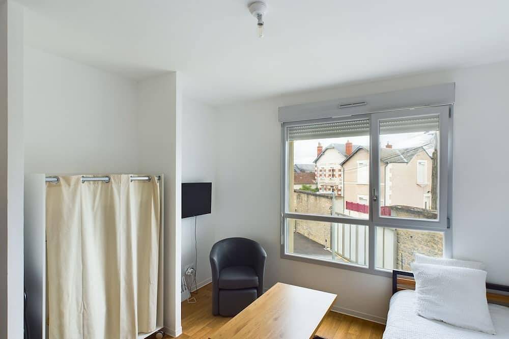 Entire apartment, Studio-avec Parking-Ensuite with Shower in Bourges, Bourges region