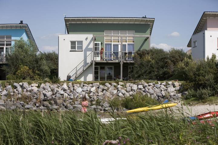 Vakantiehuis voor 6 personen, with Balkon and Terras as well as Tuin in Makkum