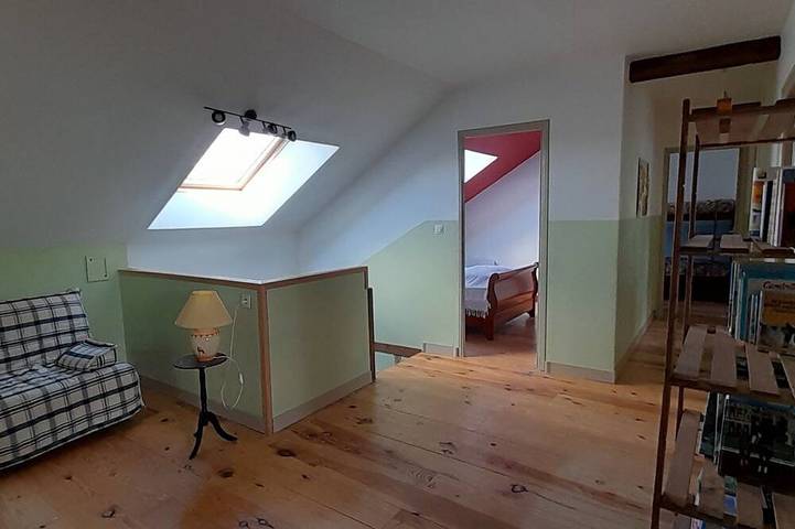 Gîte pour 15 personnes, avec jardin à La Trimouille - 4