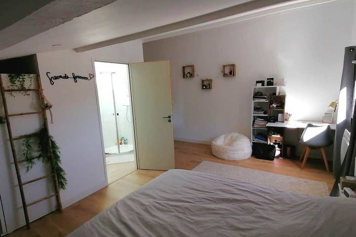 Location de vacances pour 10 personnes, avec jardin à Grans - 3