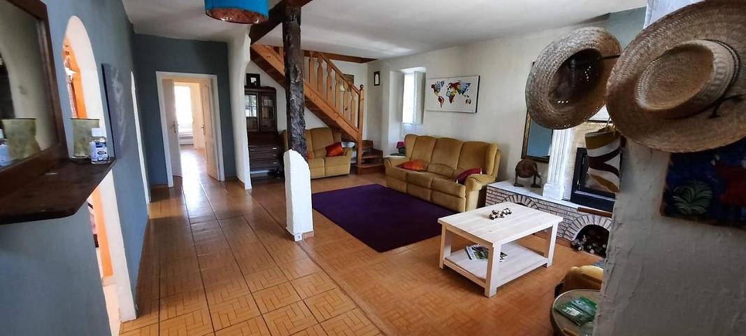 Casa de vacaciones para 12 personas, con vistas y jardín en Las Merindades - 2