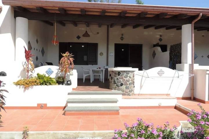 Agriturismo per 2 persone, con giardino e terrazza in Lipari