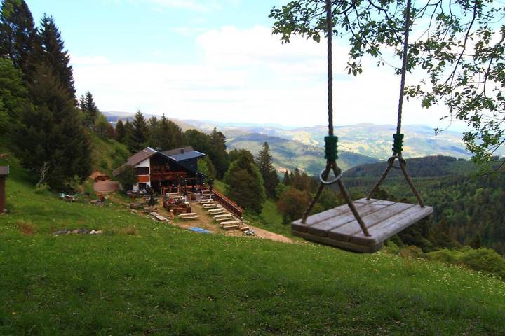 Chambre d’hôte pour 2 personnes, avec vue ainsi que terrasse et jardin