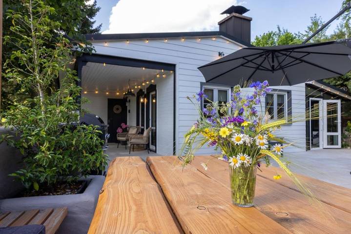 Ferienhaus für 4 Personen, mit Terrasse und Garten sowie Sauna und Ausblick