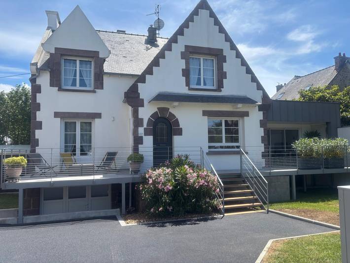 Gîte pour 6 personnes, avec Terrasse ainsi que Jardin et Vue