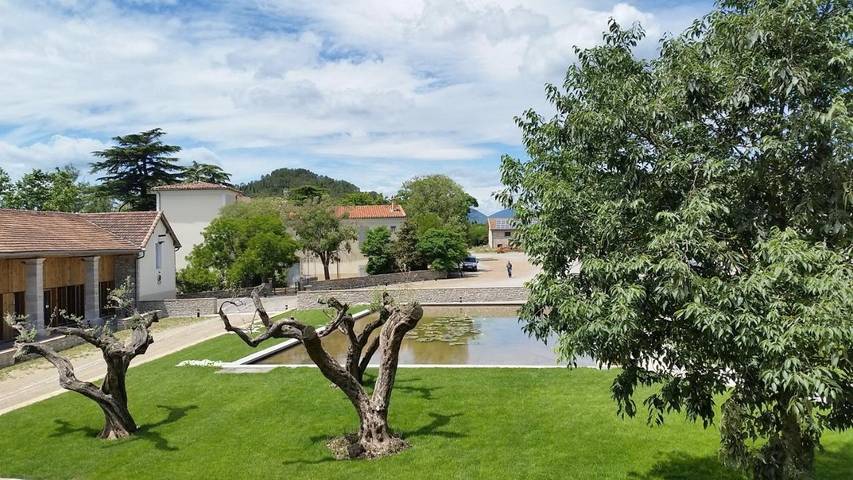 Location de vacances pour 2 personnes, avec piscine ainsi que vue et jardin à Conqueyrac - 3