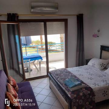 Gîte pour 2 personnes, avec balcon ainsi que piscine et vue dans Cabo Negro