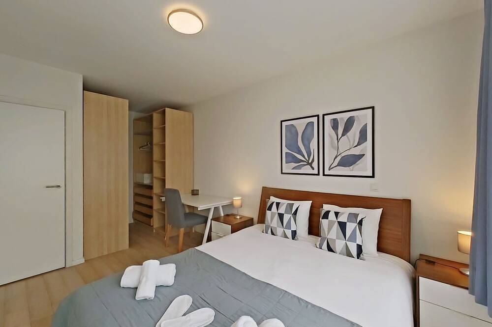 Ganze Wohnung, Bright and modern 2Br apartment with a Balcony in Schaerbeek - Schaarbeek, Flandern
