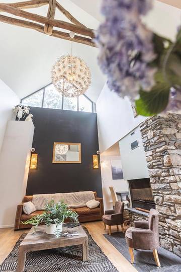 Chambre d’hôte pour 2 personnes, avec vue ainsi que sauna et terrasse à Azet