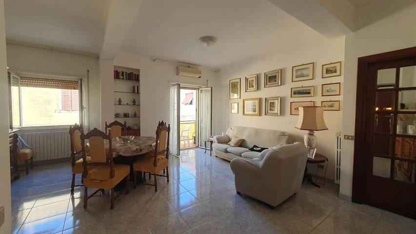 Apartamento de vacaciones para 5 personas, con balcón, Se admiten mascotas - 1