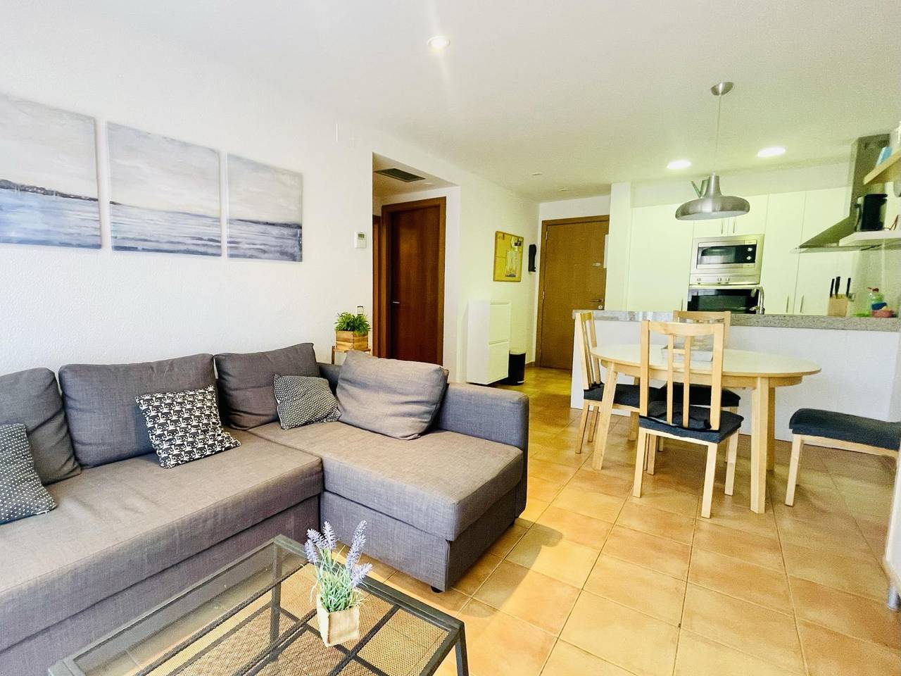 Apartamento vacacional entero, Voramar by Costabravaway in Torre Valentina, Calonge