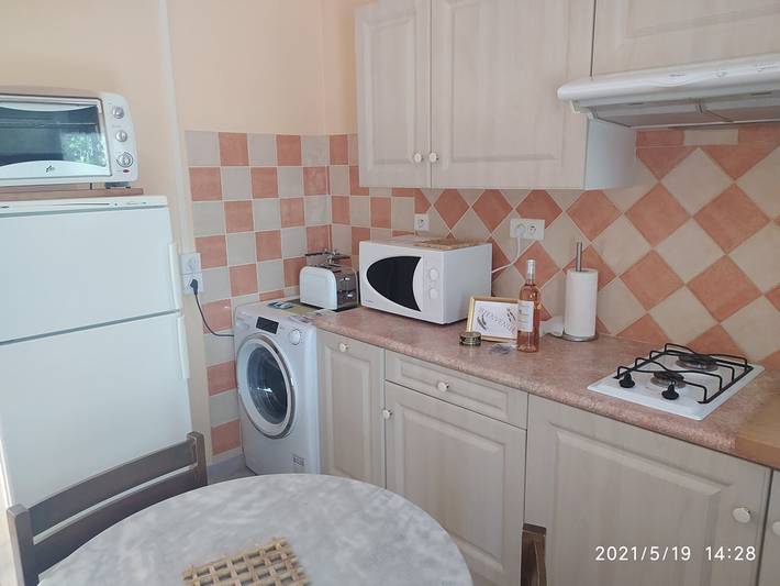 Gîte pour 2 personnes, avec jardin et balcon, animaux acceptés à Gréoux-les-Bains - 2