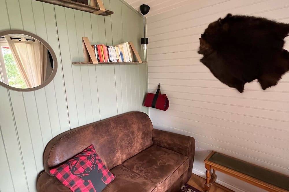 Chalet Canadien en bord d'étang in Saint-Laurent-des-Hommes, Périgord Blanc